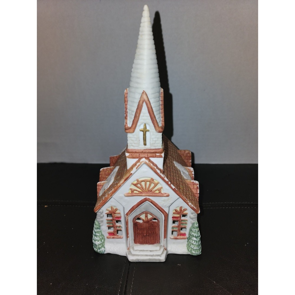Vintage‎ 1989 NOMA Dickensville Church Porcelain Light House No Cord